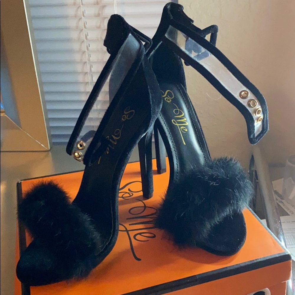 Heels - Picture 2 of 2